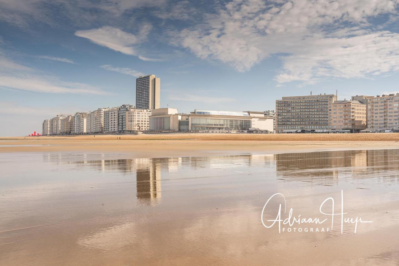 Studio Met Groot Zonneterras Centrum Oostende Dış mekan fotoğraf